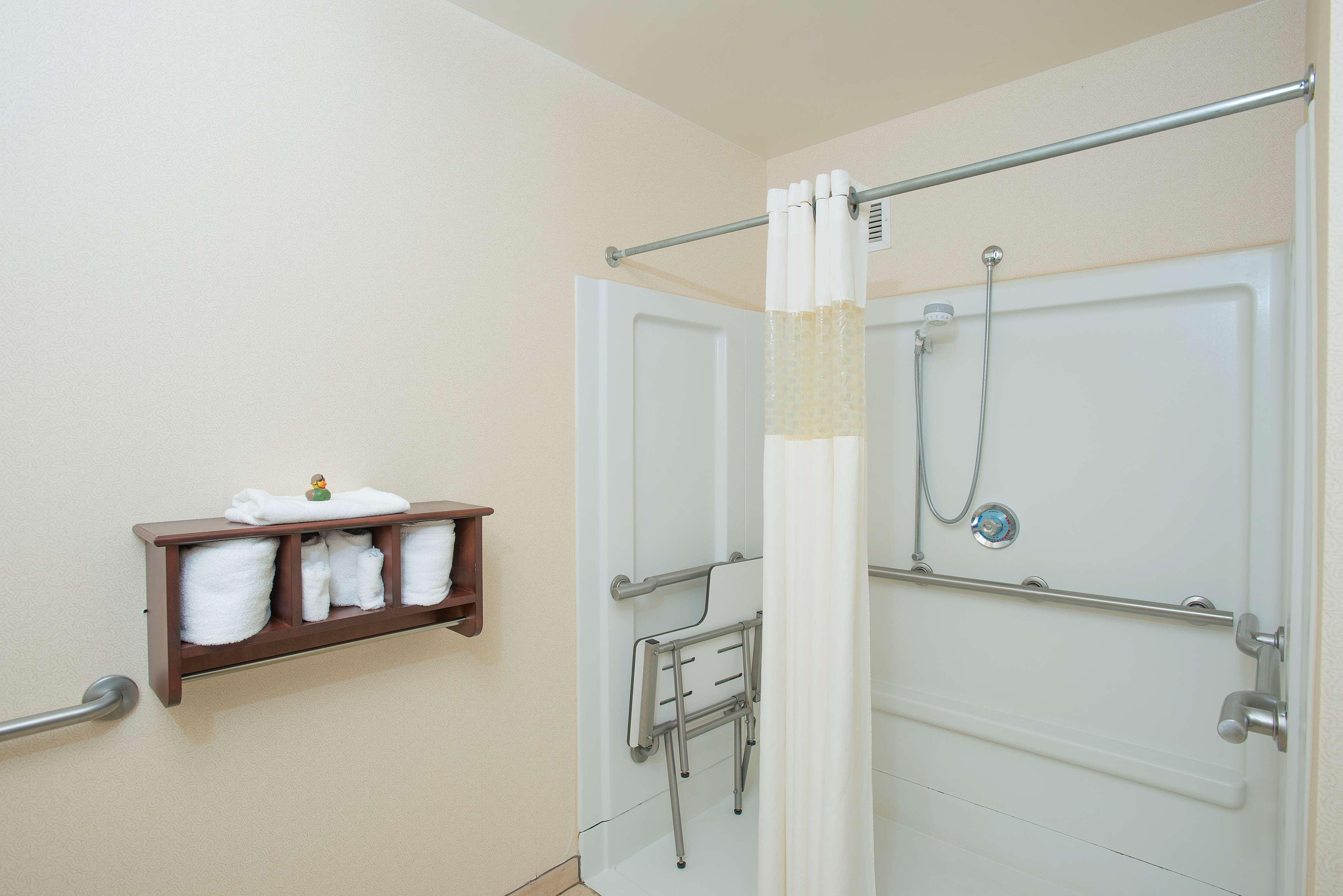 Hampton Inn & Suites Cincinnati-Union Centre Уэст-Честер Экстерьер фото