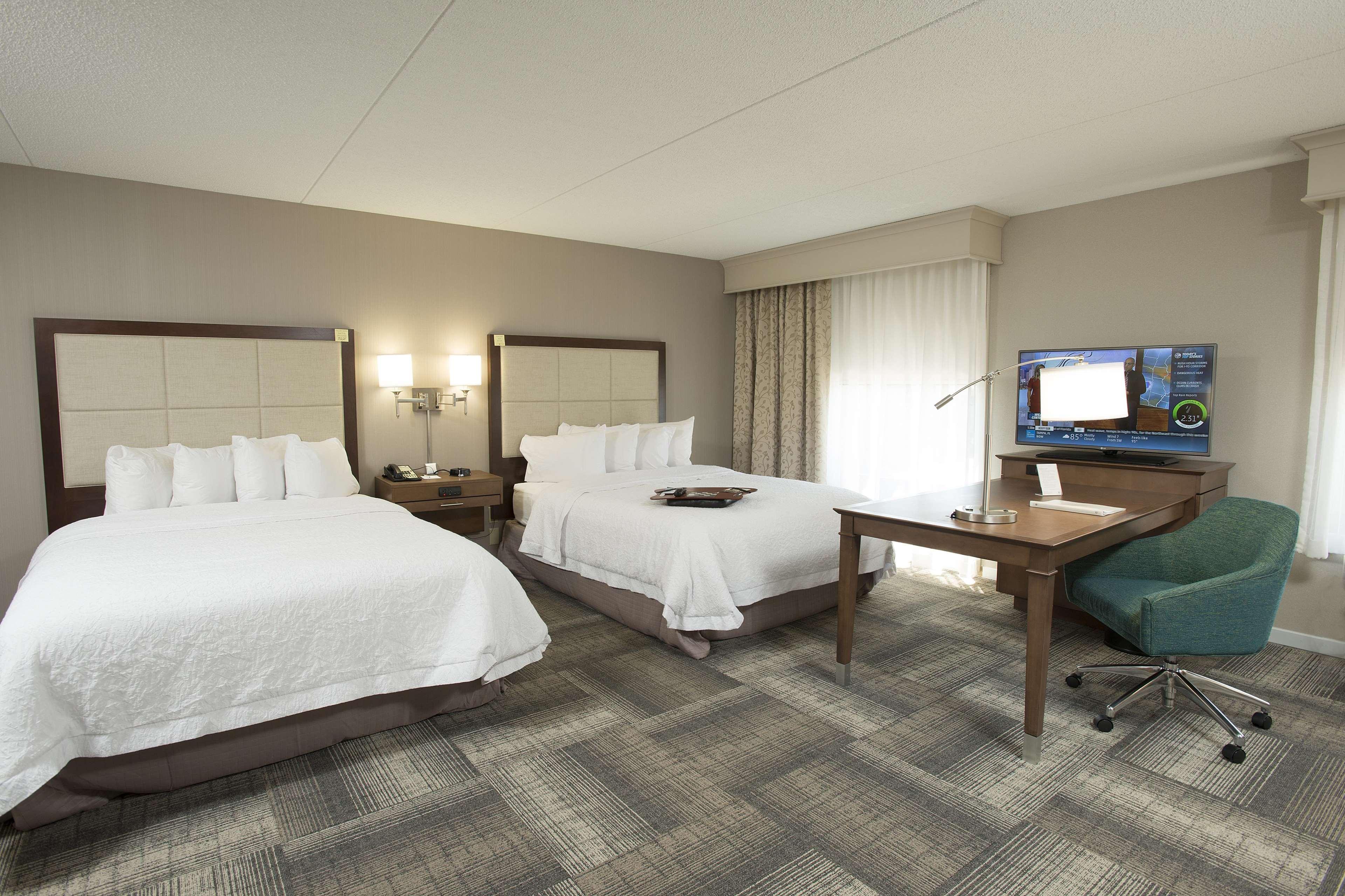 Hampton Inn & Suites Cincinnati-Union Centre Уэст-Честер Экстерьер фото