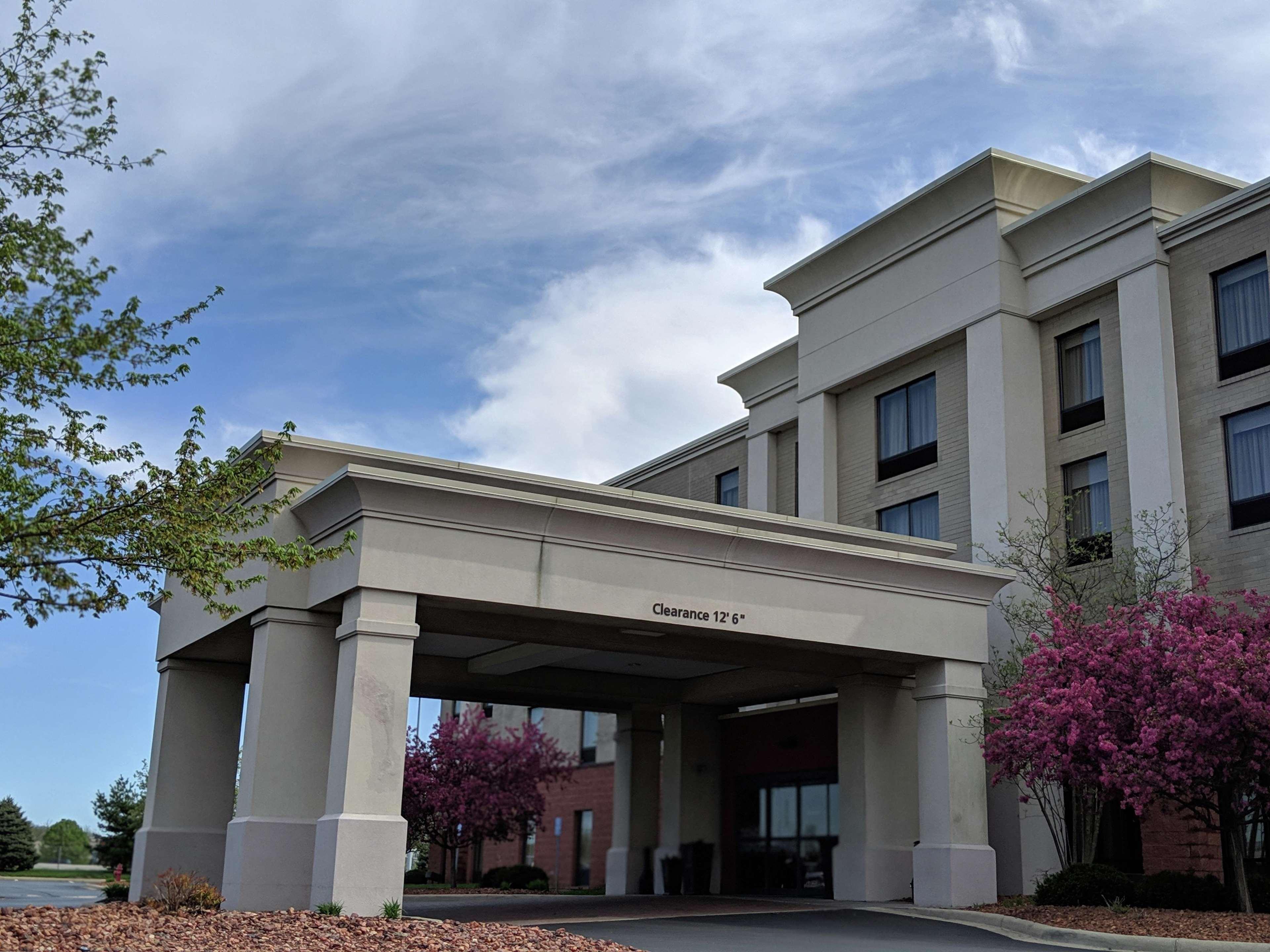 Hampton Inn & Suites Cincinnati-Union Centre Уэст-Честер Экстерьер фото
