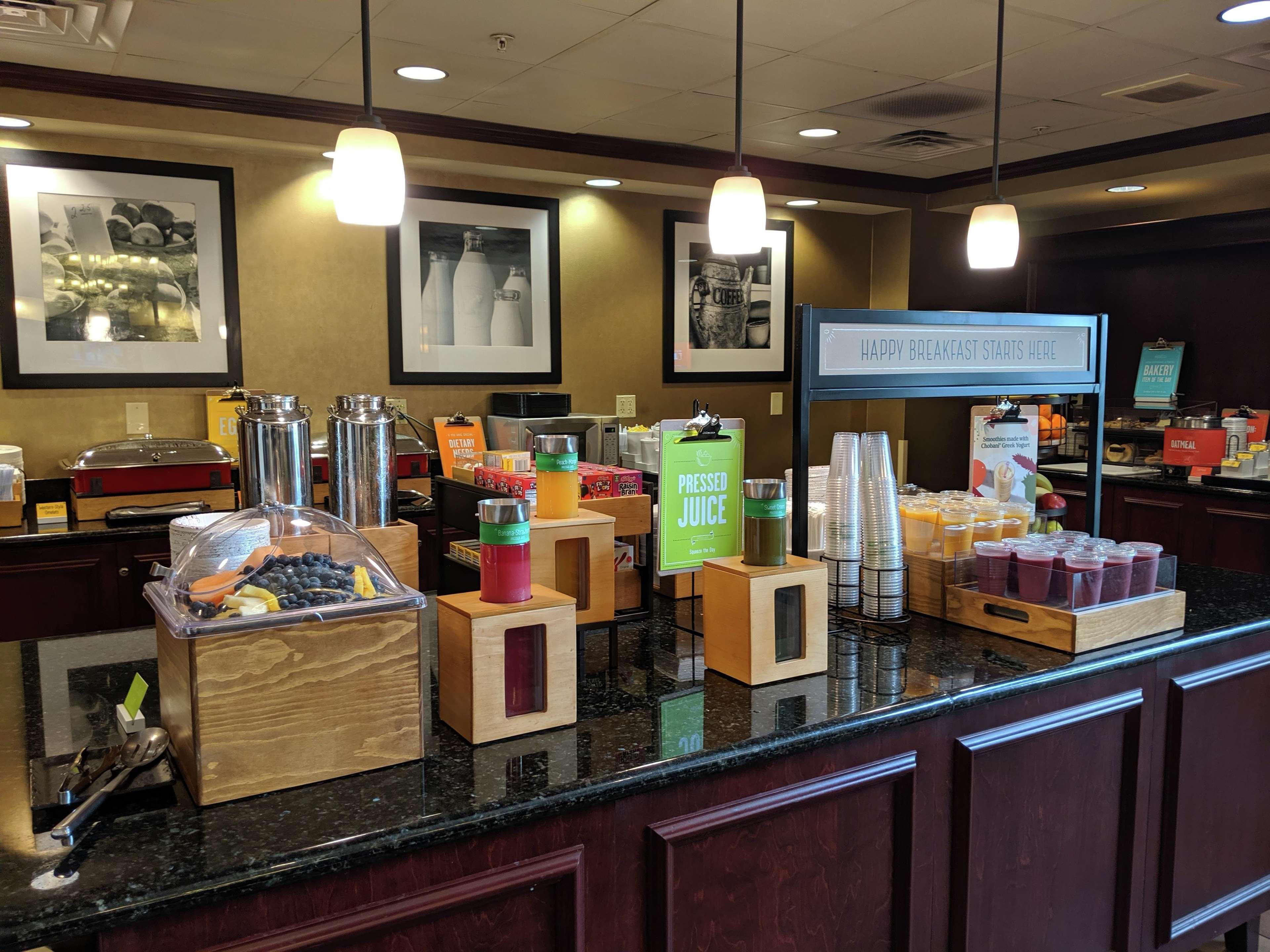 Hampton Inn & Suites Cincinnati-Union Centre Уэст-Честер Экстерьер фото