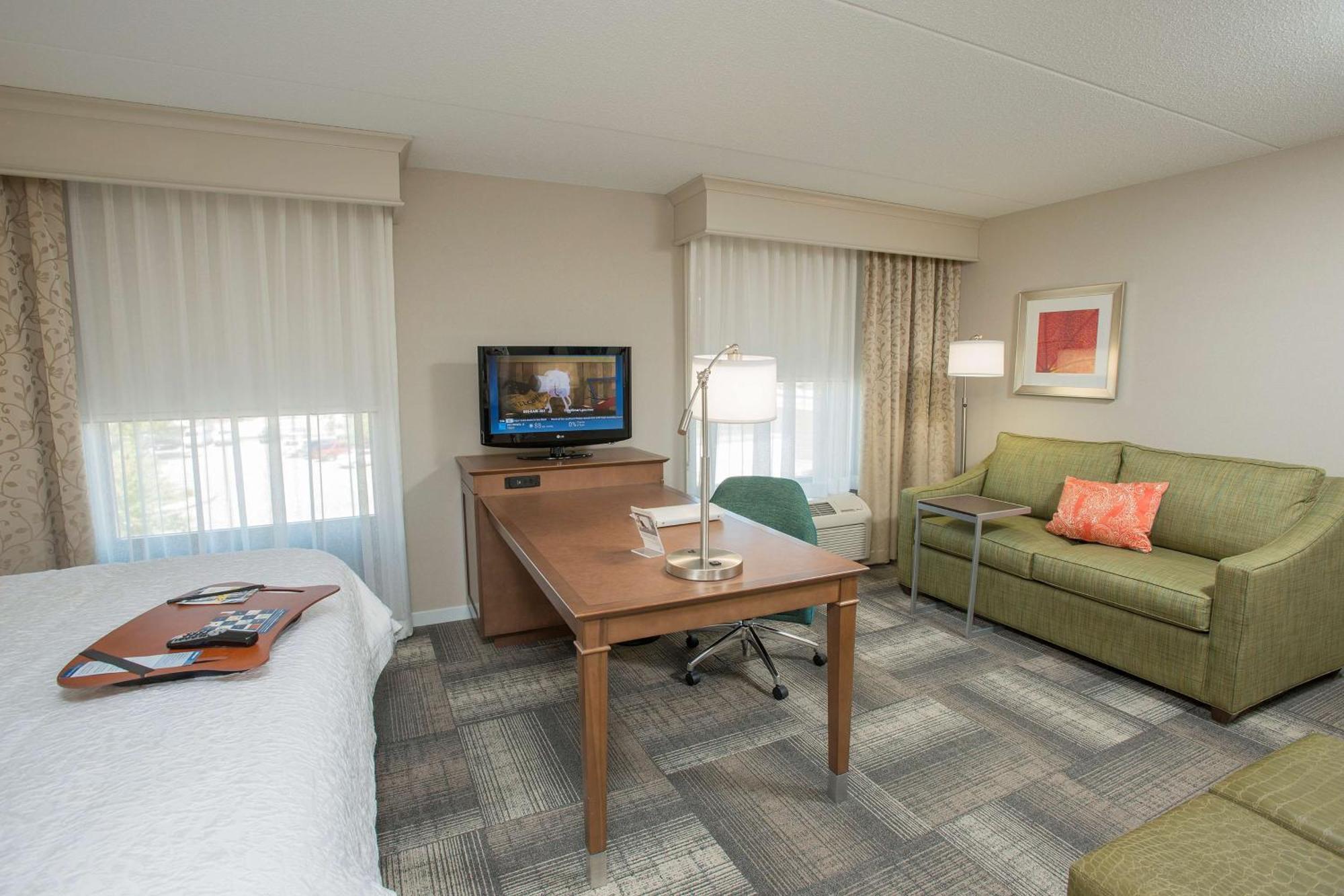 Hampton Inn & Suites Cincinnati-Union Centre Уэст-Честер Экстерьер фото