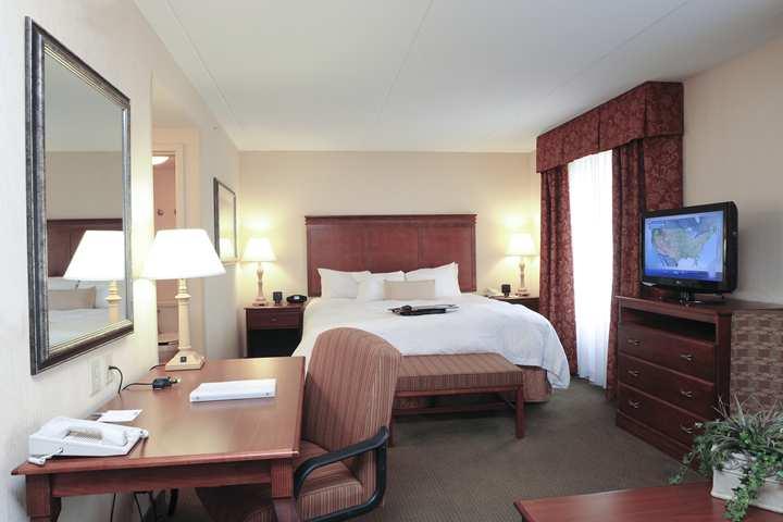 Hampton Inn & Suites Cincinnati-Union Centre Уэст-Честер Номер фото